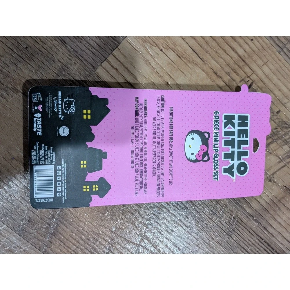 Hello Kitty‎ 6 piece mini lip gloss set